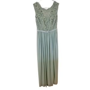 David's Bridal Bridesmaid Dress, size 2, Meadow Lace Fitted and Flowy
